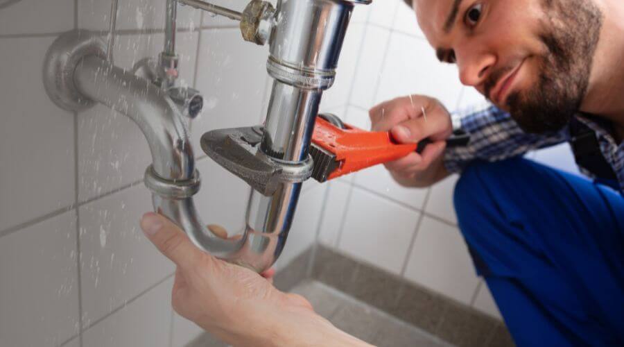 Professional emergency plumbing in Alma, KS